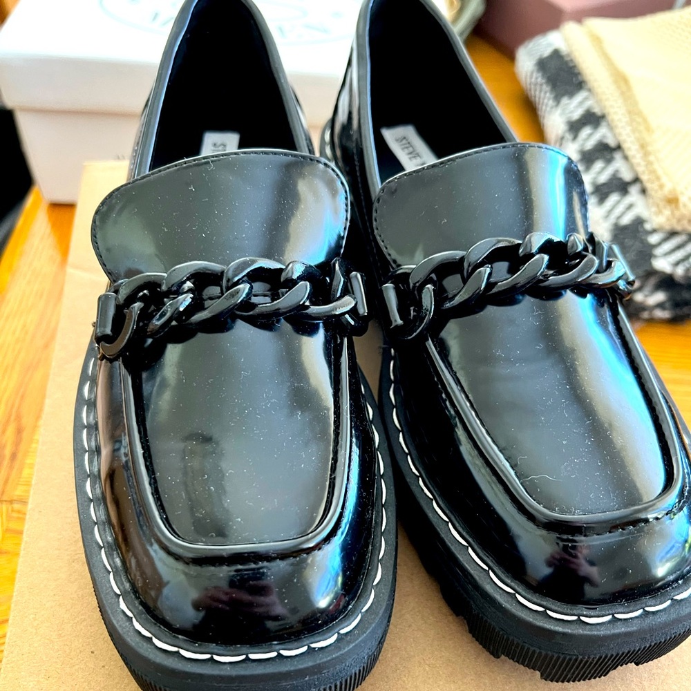 BRAND NEW Loafers